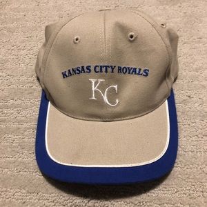 MLB Kansas City Royals baseball hat tan